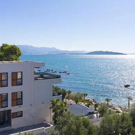 Ines, First Row,heated Pool&spa, Near Trogir/split
