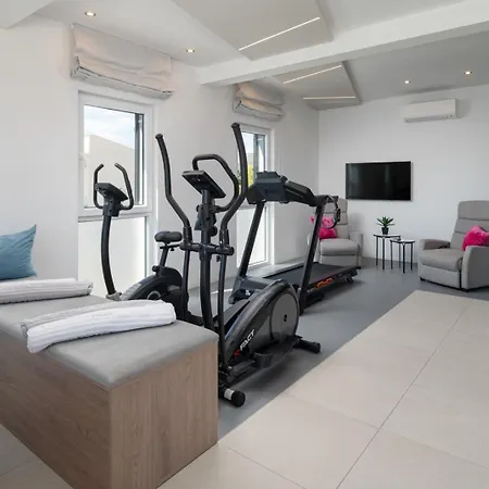 Ines, First Row,heated Pool&spa, Near Trogir/split Vila